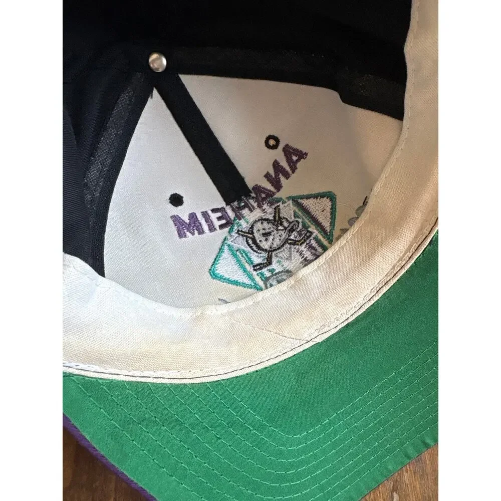 Vintage Anaheim Mighty Ducks CCM Snapback Hat Cap  NHL 90s Hockey Embroidered